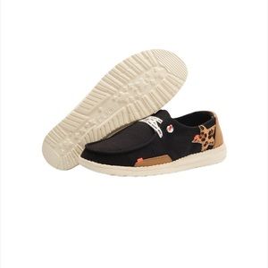 Wendy Jungle Cheetah Star Hey Dude Women’s Shoes